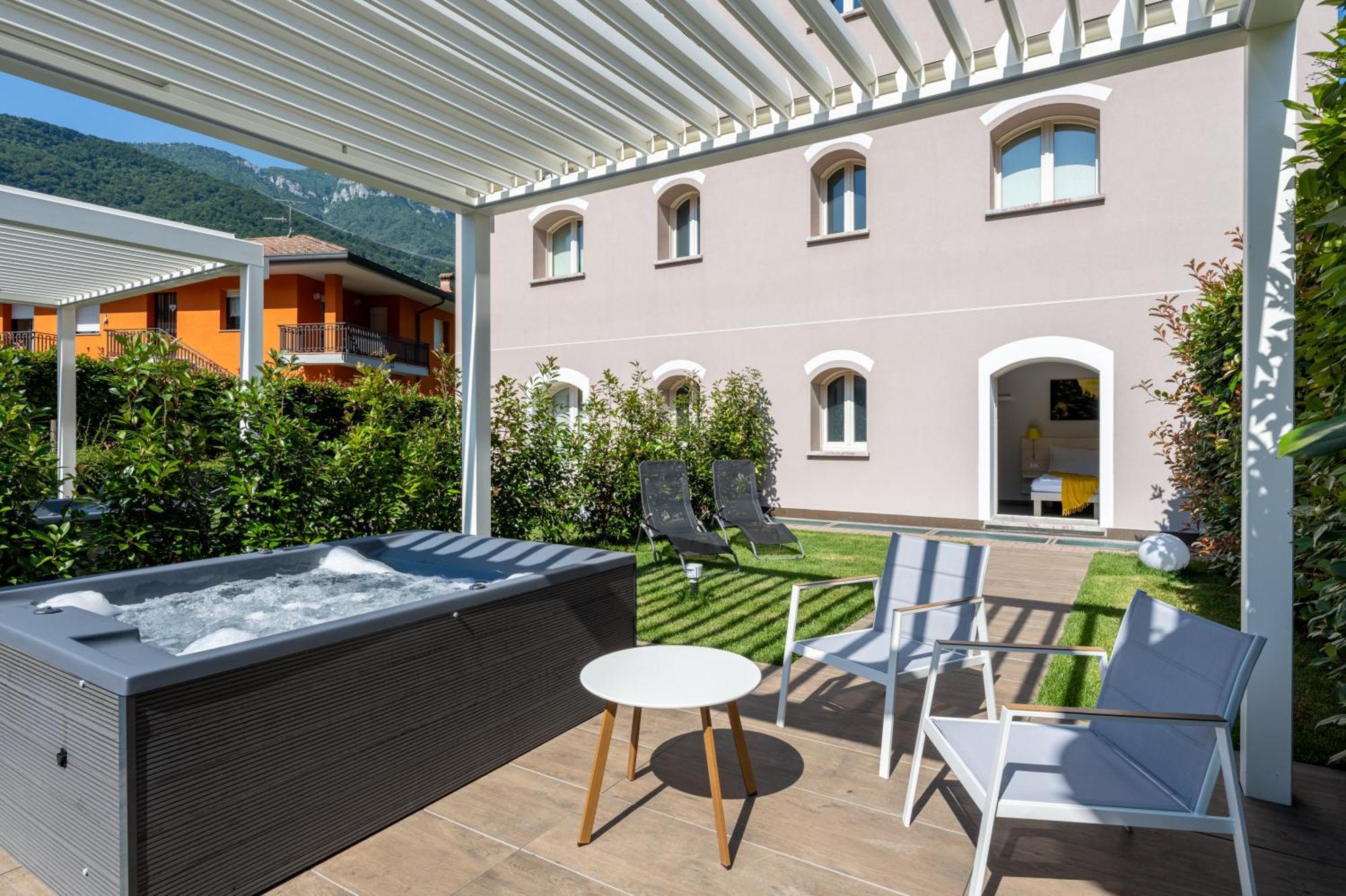 Bianco Hotel Primaluna 외부 사진
