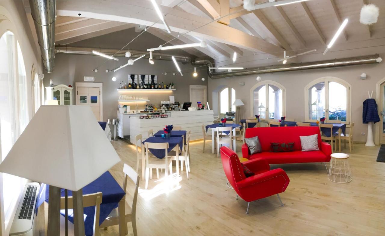 Bianco Hotel Primaluna 외부 사진